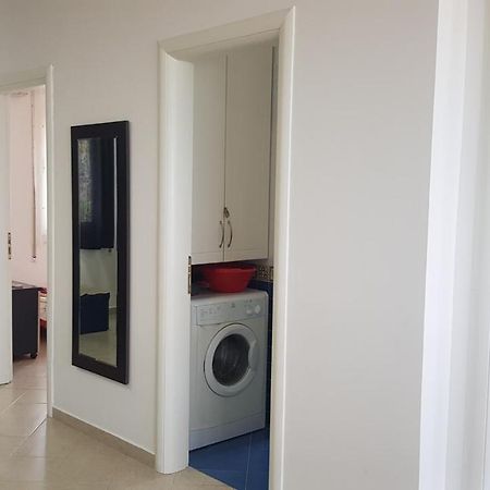 M&I Beach Apartment With Sea View Durres Ngoại thất bức ảnh